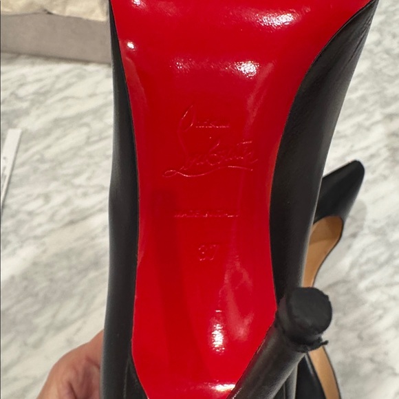Christian Louboutin Alta Iowa 120 Black Calf Leather Pumps Size 37 - Picture 3 of 16